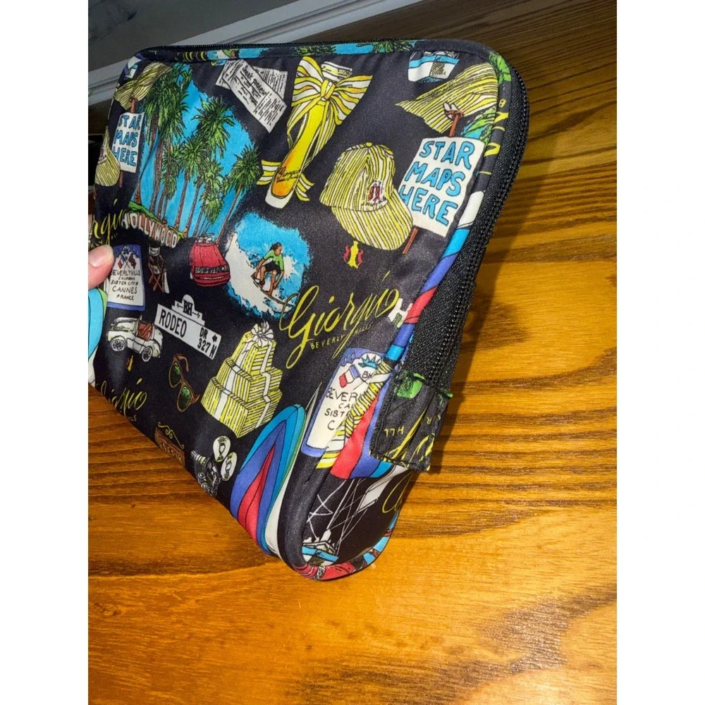 Nicole Miller Giorgio Beverly Hills Hollywood Novelty Print Cosmetic Bag Pouch